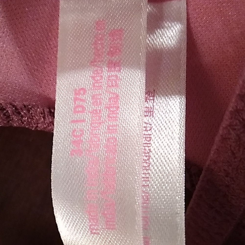 Pink Bra - Picture 3 of 4